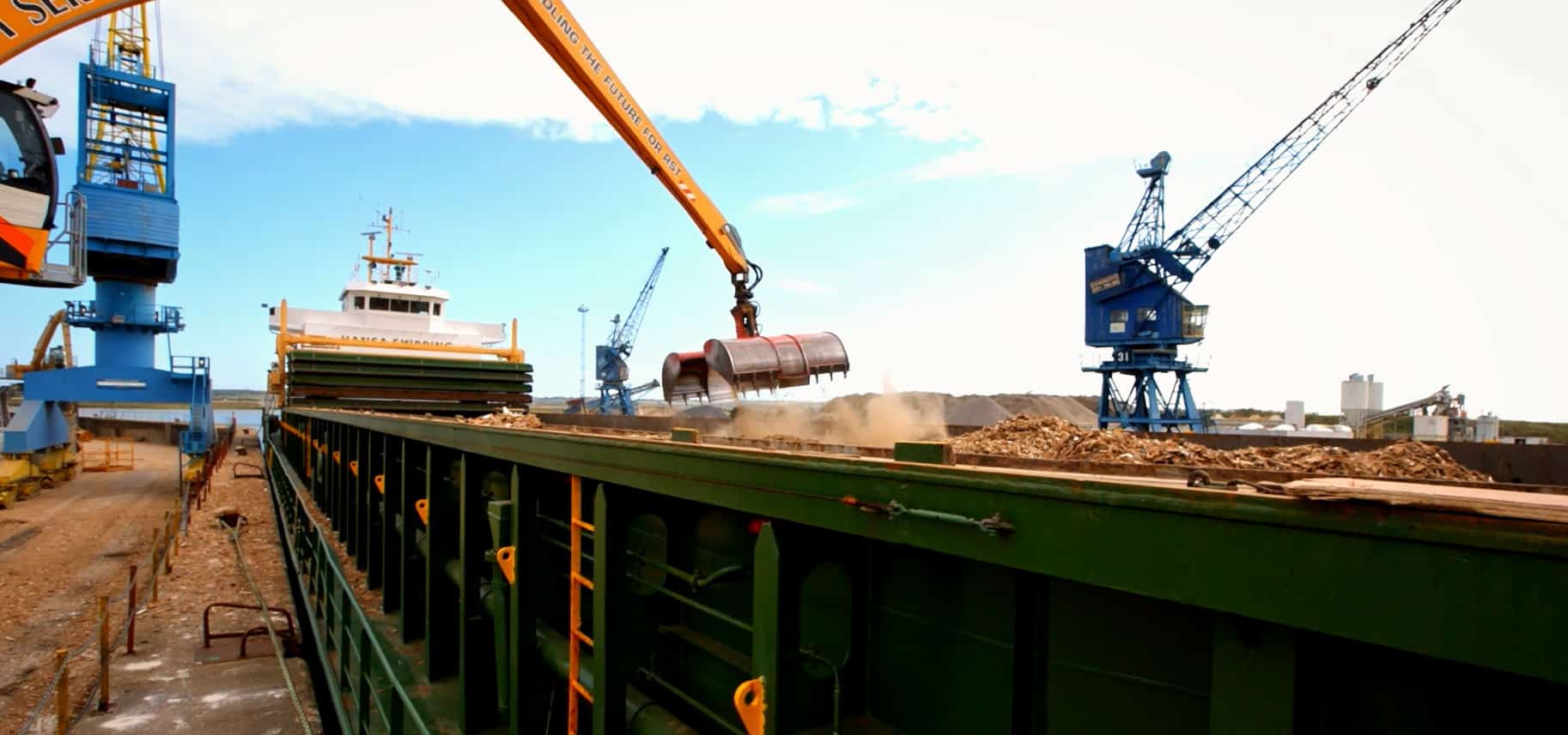 Wood waste recycling