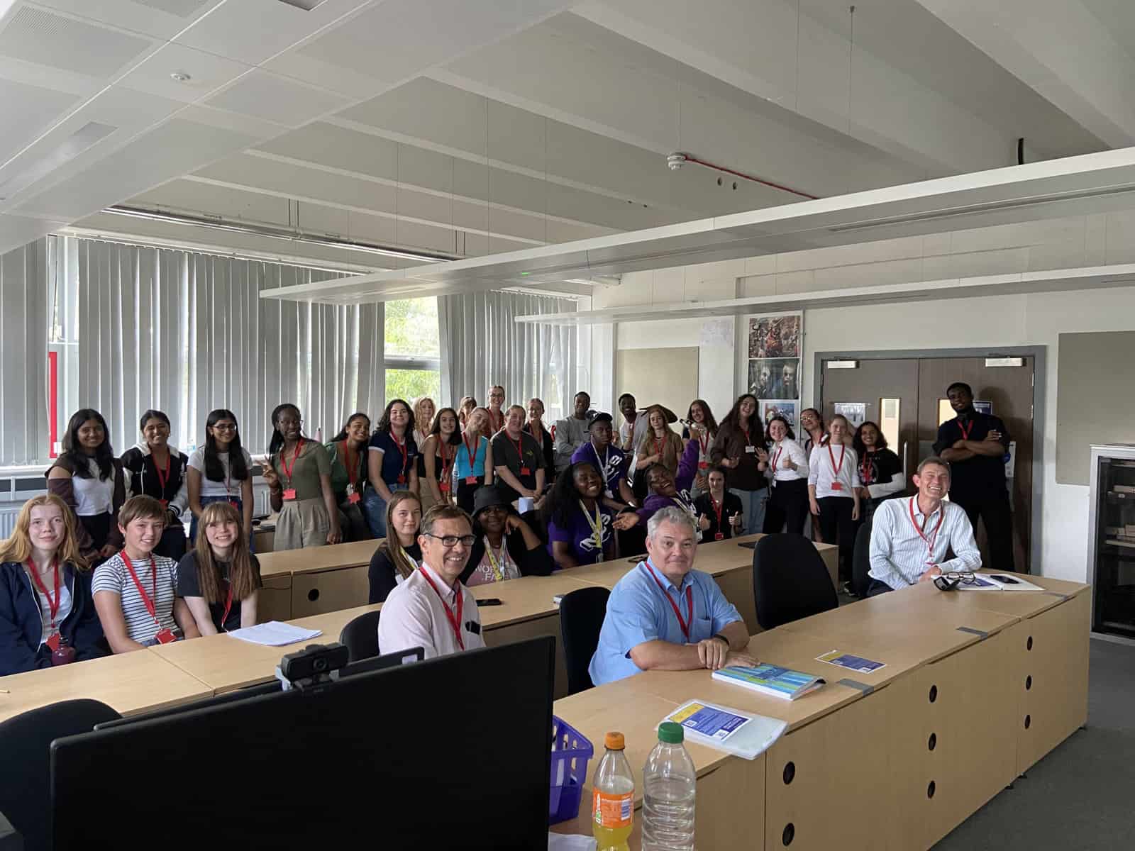 Students-Classroom-Dragons-Den